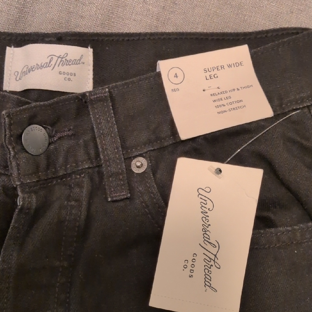 Universal Thread Women's Black 100% Cotton Super Wide Leg Relaxed Hip Thigh Jean